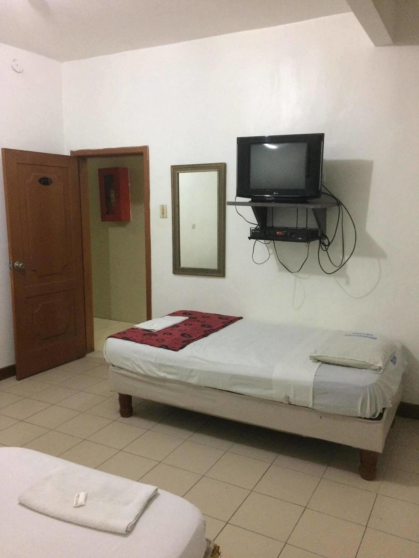 Hotel Ecuador Гуаякуил Екстериор снимка