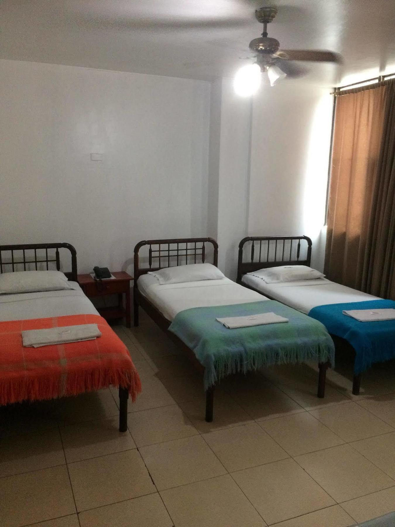 Hotel Ecuador Гуаякуил Екстериор снимка